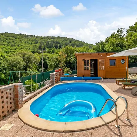 Pet Friendly In With Sauna * Ledenice