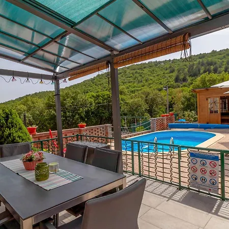 Dom wakacyjny Pet Friendly In With Sauna *