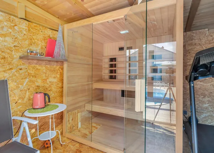 Σπίτι διακοπών Beautiful In With Sauna *